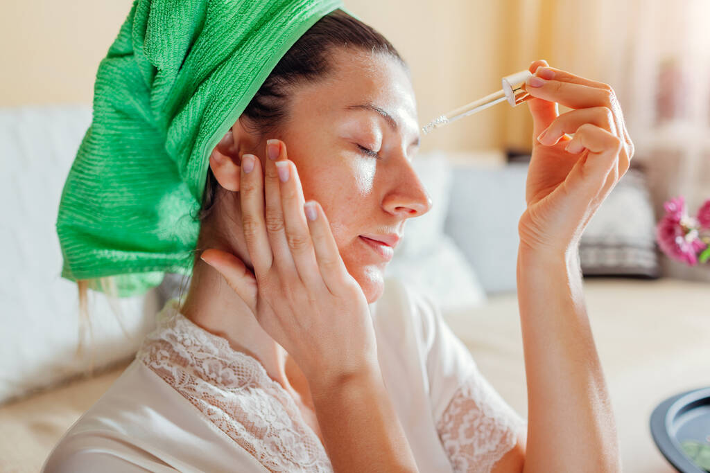 Benefits of Vitamin C Serum for Oily Skin